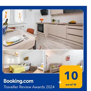 https://apartment-vivid.in-istria.net