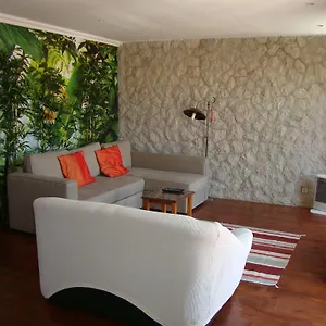 https://simply-bairro-alto.hotels-lisbon-portugal.com